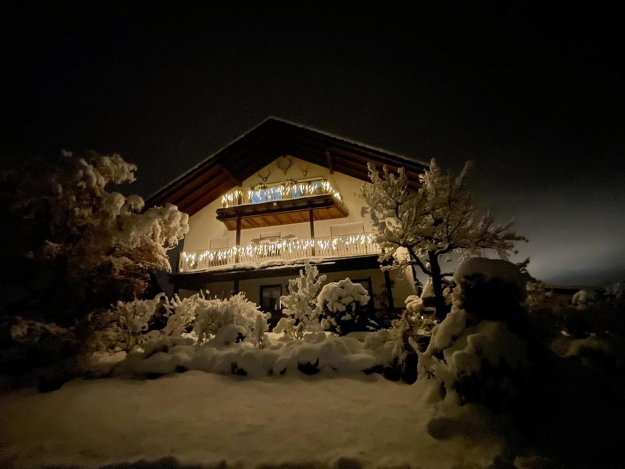 Bergchalet Mirabell - Hofgut フリードリヒスハーフェン エクステリア 写真